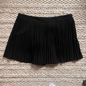 Zara Classic Black Pleated Skort